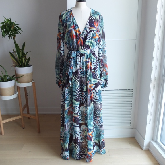 Dresses & Skirts - ✨Tropical Print Dress Maxi Surplice Plunge V Neck